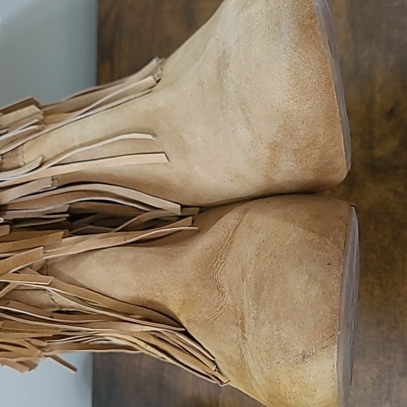 Gianni Bini Fringe Tan Ankle Heeled Boots size 9 - Picture 14 of 15